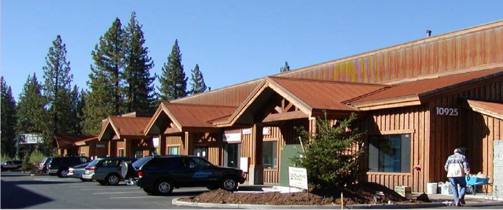 10925 Pioneer Trail Rd, Truckee, CA à louer Photo principale– Image 1 sur 3