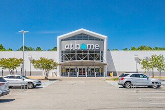 Plus de détails pour 401 International Center Dr, Sandston, VA - Local commercial à vendre