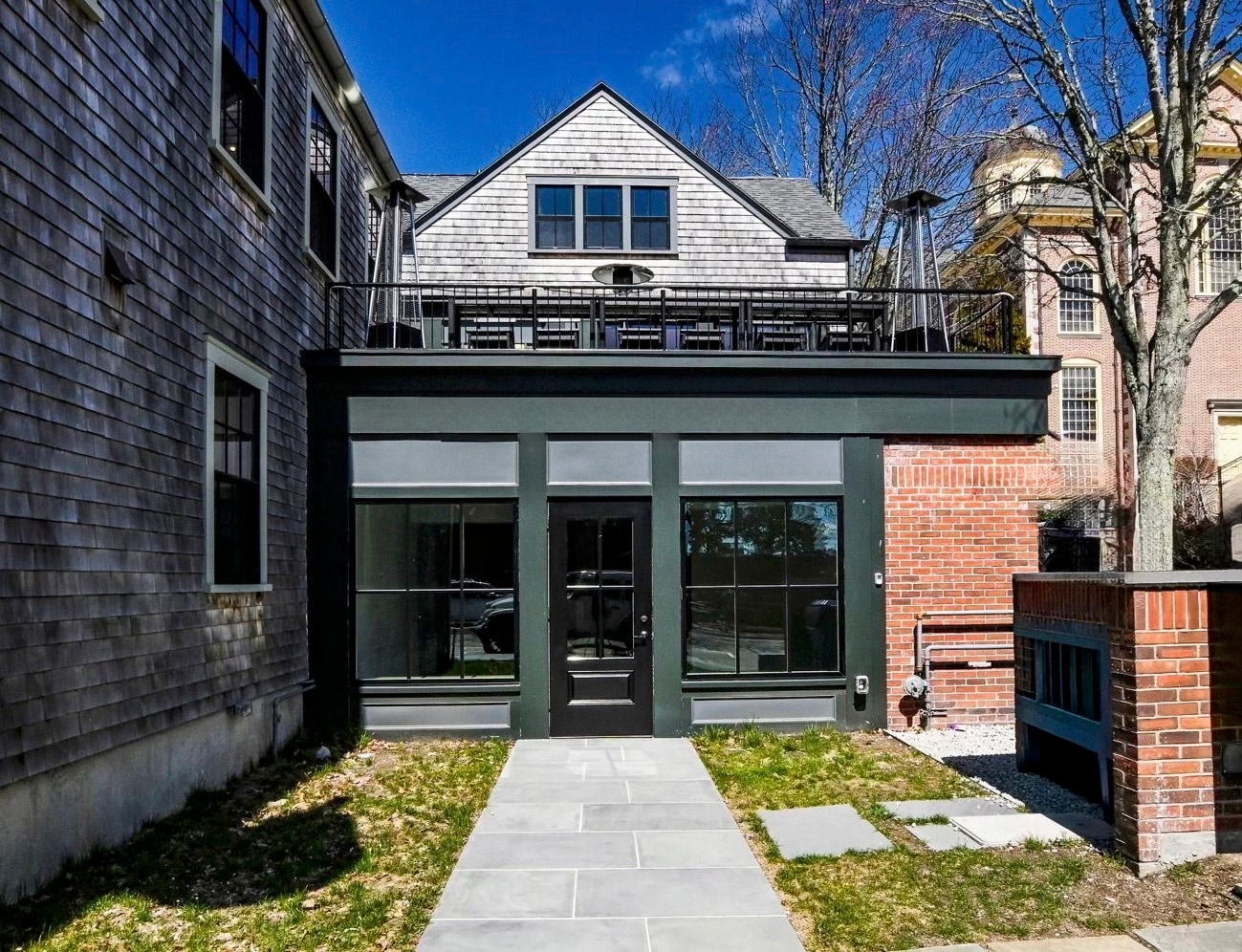 1 Johnny Cake Hill, New Bedford, MA à louer Photo principale– Image 1 sur 21