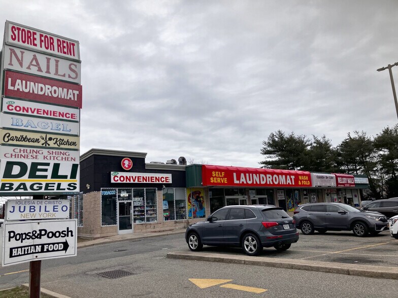 980-1006 Merrick Rd, Baldwin, NY à louer - Photo de l’immeuble – Image 2 sur 4