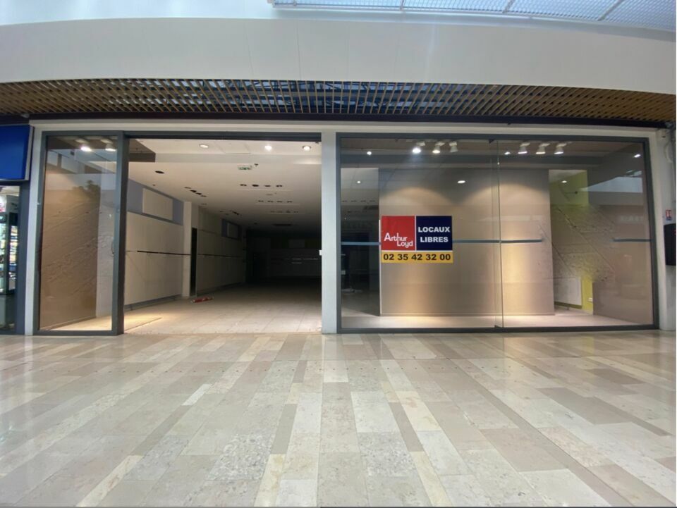 Local commercial dans Le Havre à louer Photo de l’immeuble– Image 1 sur 3