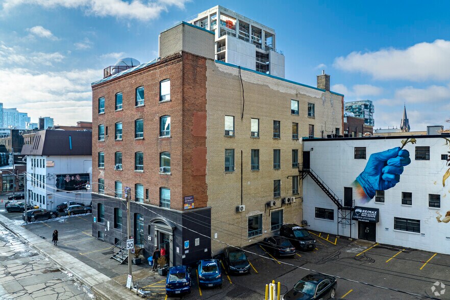 20 Maud St, Toronto, ON à louer - Photo de l’immeuble – Image 3 sur 14