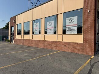 Plus de détails pour 12-30 Selden St, Woodbridge, CT - Local commercial à louer