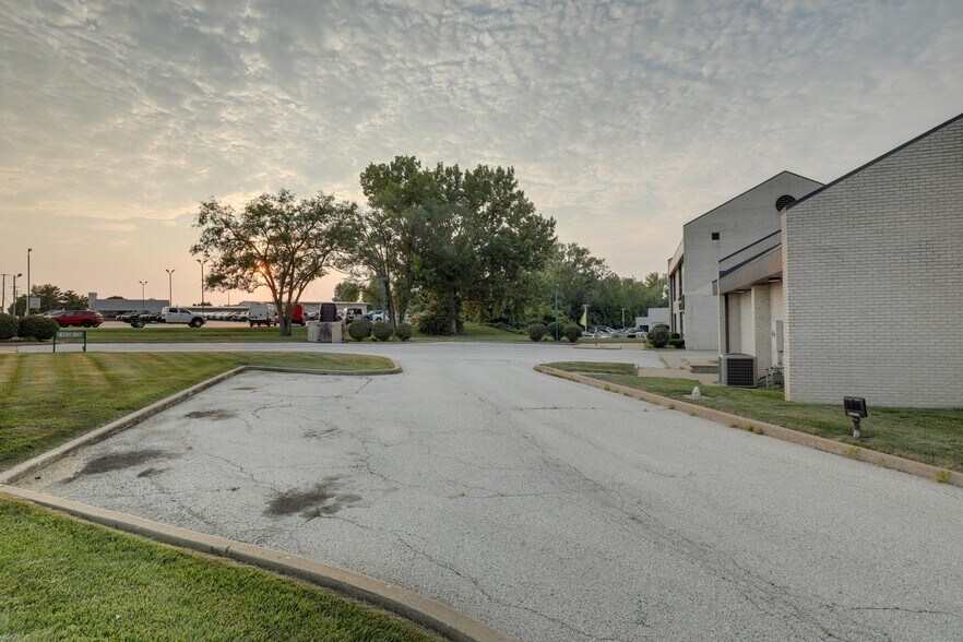 101 N 36th St, Quincy, IL à louer - Photo de l’immeuble – Image 3 sur 34