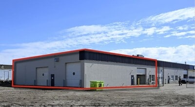 11222B 87 Av, Fort Saskatchewan, AB à louer Photo de l’immeuble– Image 1 sur 8
