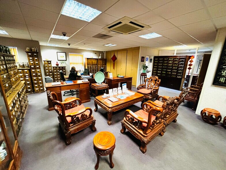 430 Archway Rd, Londres à louer - Photo de l’immeuble – Image 3 sur 6