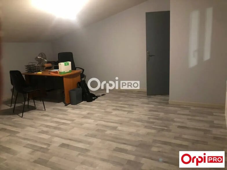 Local d'activités dans Wattrelos à vendre - Photo intérieure – Image 3 sur 4