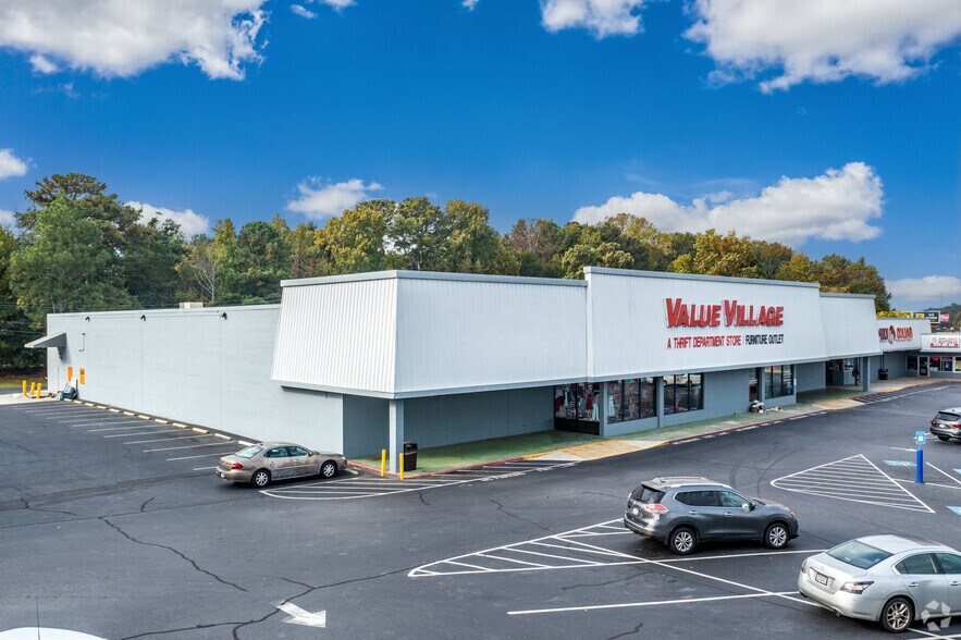 3853 Lawrenceville Hwy, Tucker, GA à louer - Photo de l’immeuble – Image 1 sur 10