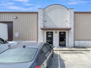 26797 Hanna Rd, Conroe, TX à louer Photo intérieure– Image 1 sur 22