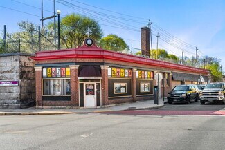 Plus de détails pour 4 Railroad Sq, Haverhill, MA - Local commercial à vendre