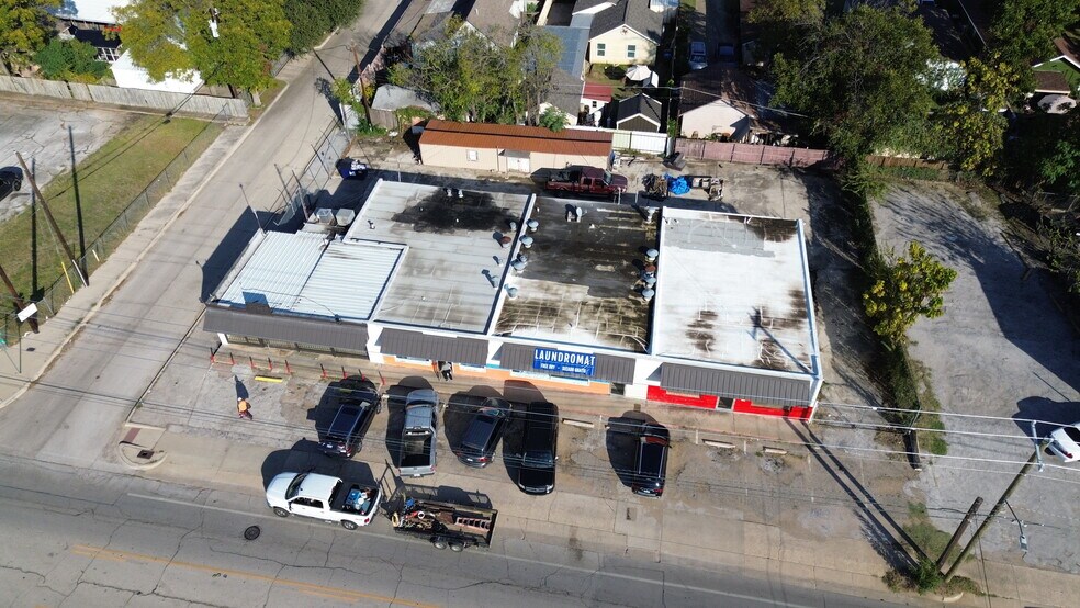 1006-1012 N Sylvania Ave, Fort Worth, TX à vendre - Photo de l’immeuble – Image 2 sur 17