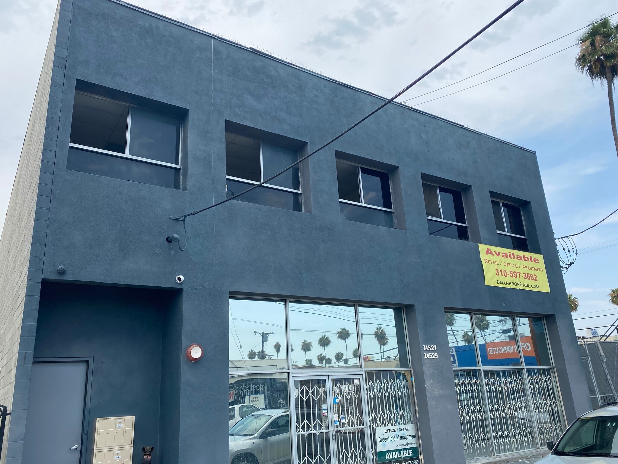 14529 Archwood St, Van Nuys, CA à louer Photo de l’immeuble– Image 1 sur 22