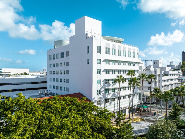 605 lincoln Rd, Miami Beach, FL à louer - Photo de l’immeuble – Image 2 sur 24