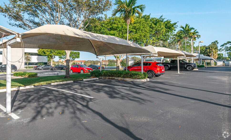 7800 Congress Ave, Boca Raton, FL à louer - Photo de l’immeuble – Image 2 sur 8