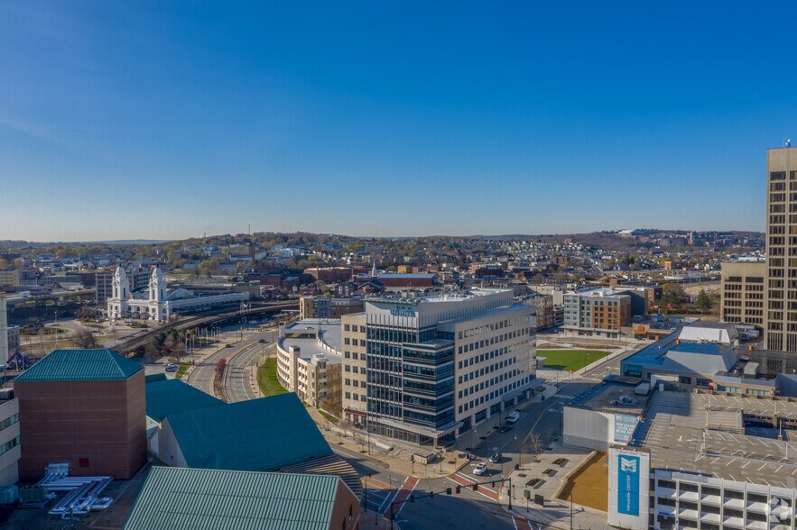 1 Mercantile St, Worcester, MA à louer - Photo de l’immeuble – Image 2 sur 5