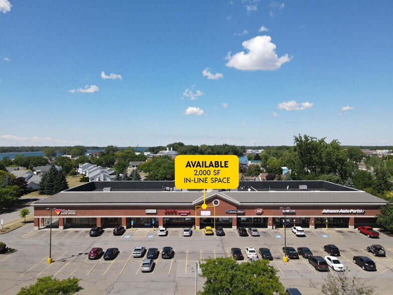 76-100 Niagara St, Tonawanda, NY à louer - Photo de l’immeuble – Image 2 sur 8