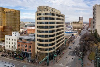 Plus de détails pour 10506 Jasper Av NW, Edmonton, AB - Logement à vendre