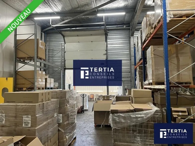 Local d’activités dans Frontignan à louer - Photo de l’immeuble – Image 2 sur 6