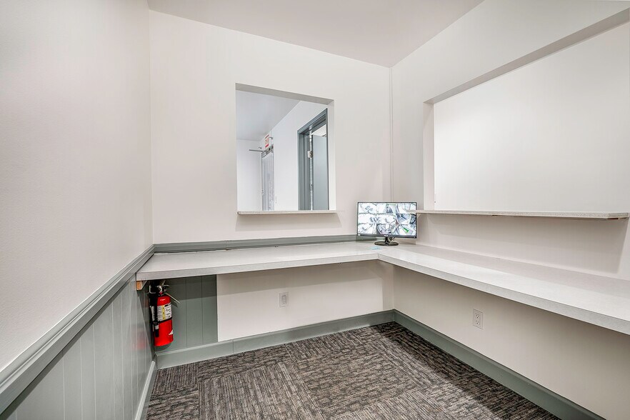 1324-1332 N Avalon Blvd, Wilmington, CA à louer - Photo intérieure – Image 3 sur 7