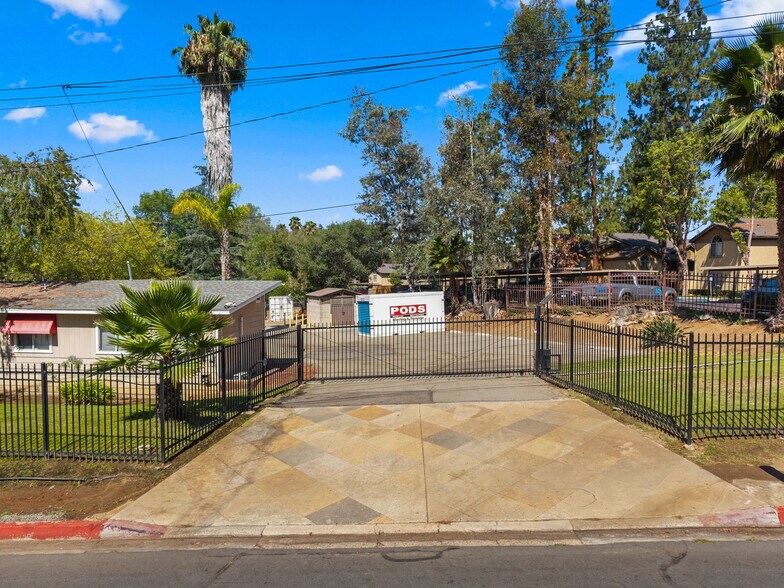 2005 S Escondido Blvd, Escondido, CA à vendre - Photo de l’immeuble – Image 3 sur 15