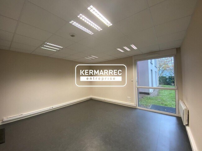 Plus de détails pour Bureau à vendre