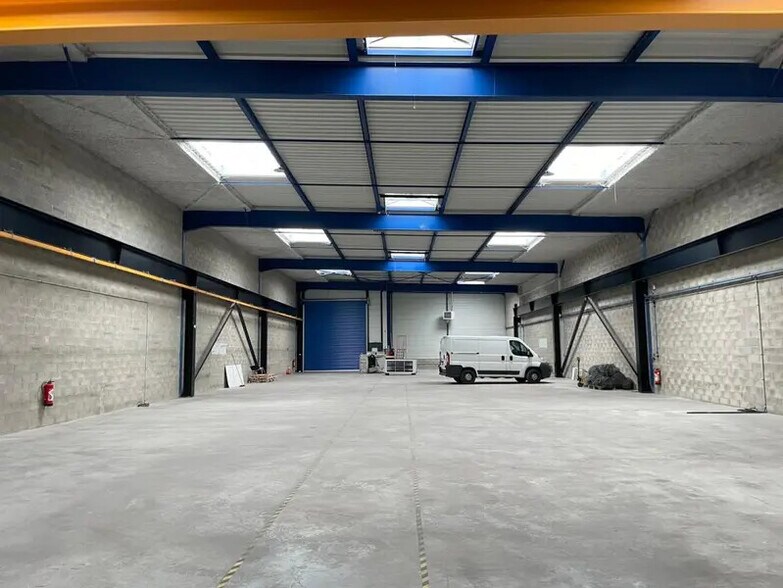 Industriel/Logistique dans Alfortville à louer - Photo intérieure – Image 1 sur 6