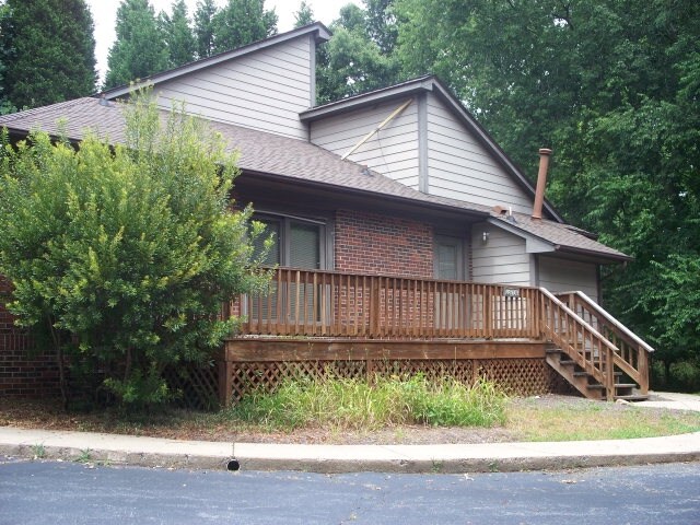 114 S Park Ter, Eden, NC à vendre - Photo de l’immeuble – Image 2 sur 24