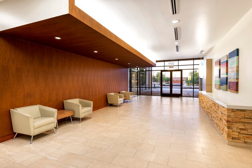 303 W Elliot Rd, Tempe, AZ à louer - Photo intérieure – Image 3 sur 4