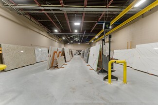 Plus de détails pour 840 Cumberland Hill Rd, Woonsocket, RI - Industriel/Logistique à vendre