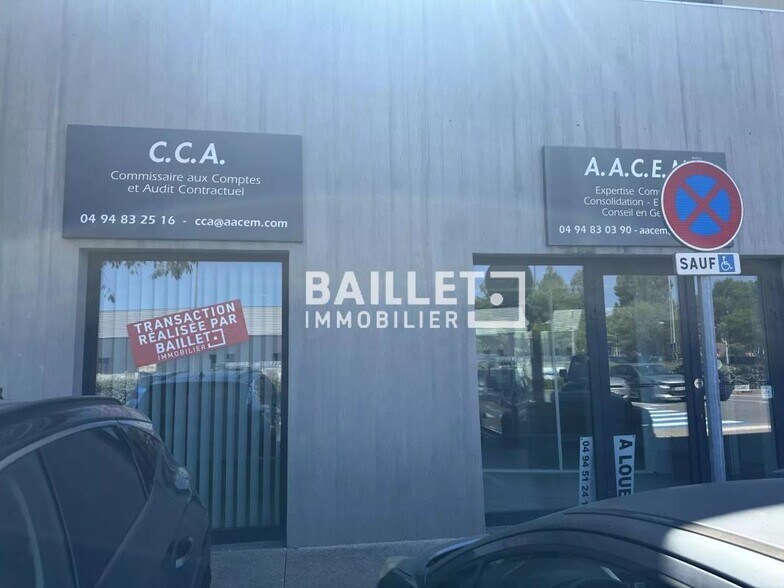 Bureau dans Fréjus à louer - Photo de l’immeuble – Image 2 sur 12