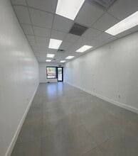 1400-1406 NW 119th St, Miami, FL à louer Photo intérieure– Image 2 sur 3