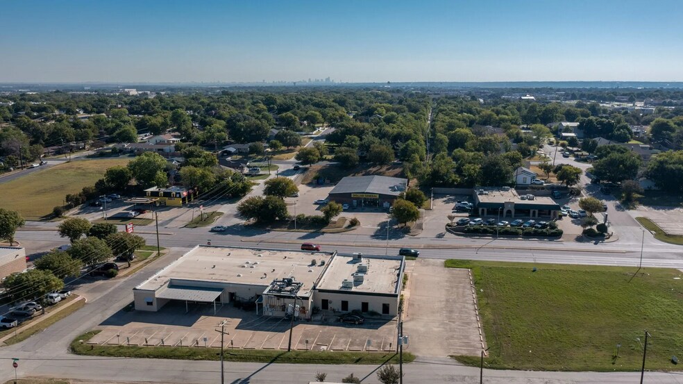 517 N Carrier Pky, Grand Prairie, TX à louer - Aérien – Image 2 sur 23