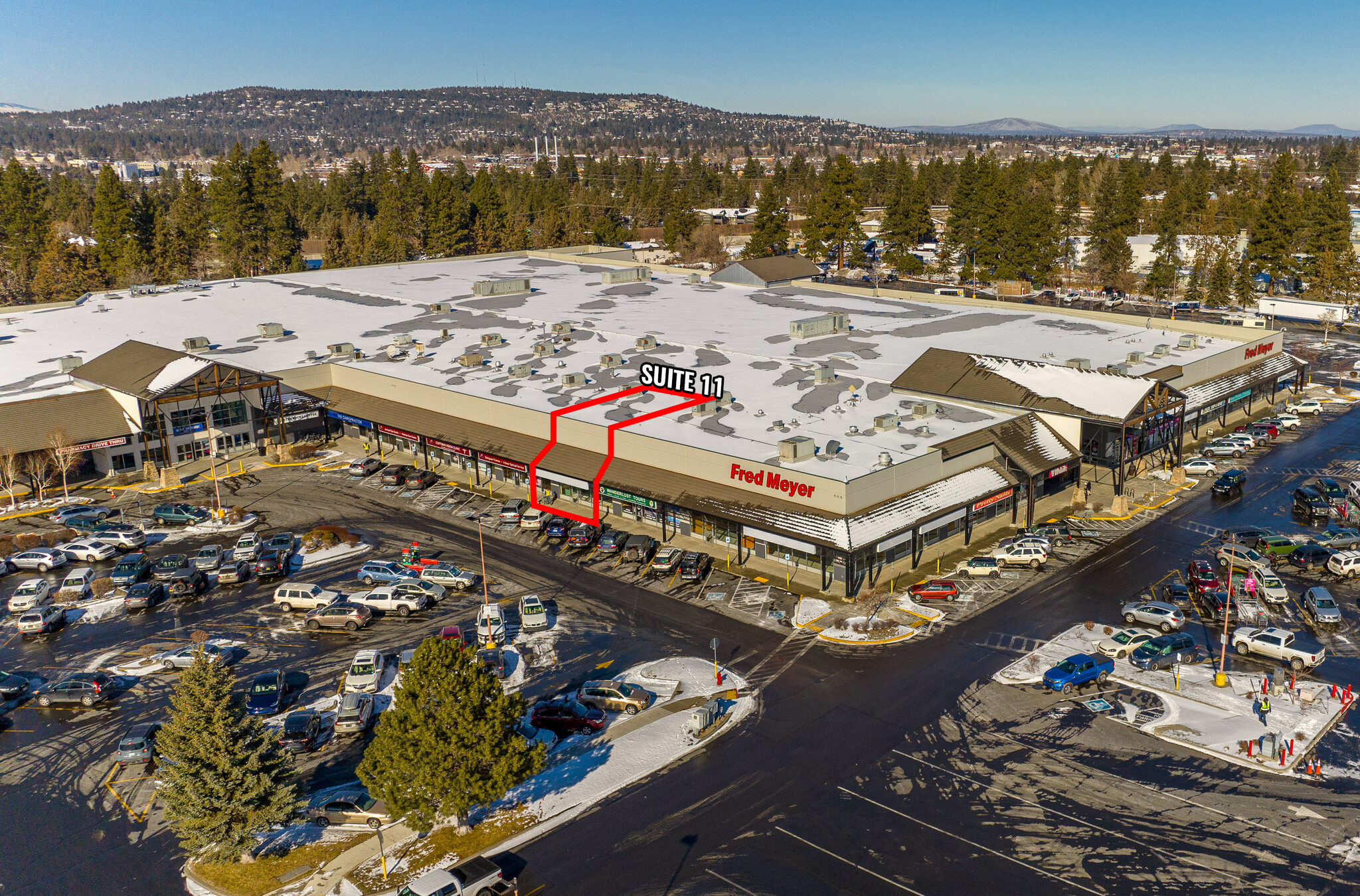 61535 S Highway 97, Bend, OR à louer Photo de l’immeuble– Image 1 sur 8