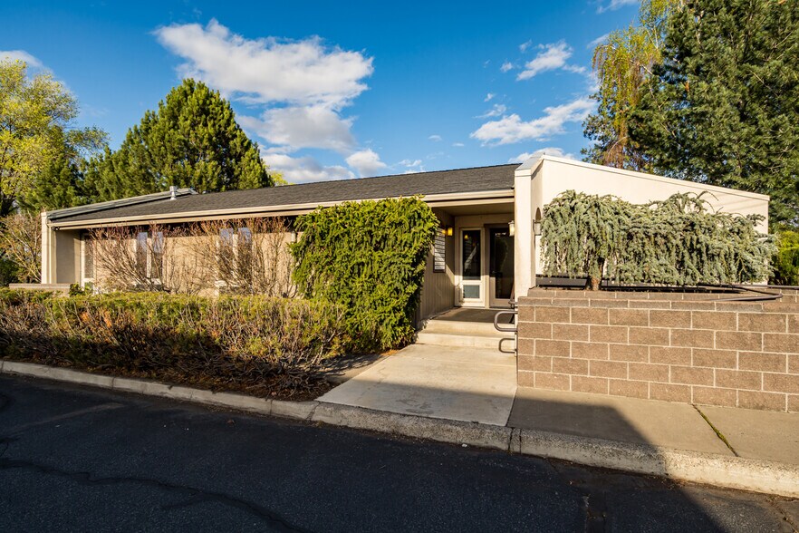 336 NE Norton Ave, Bend, OR à vendre - Photo de l’immeuble – Image 2 sur 21