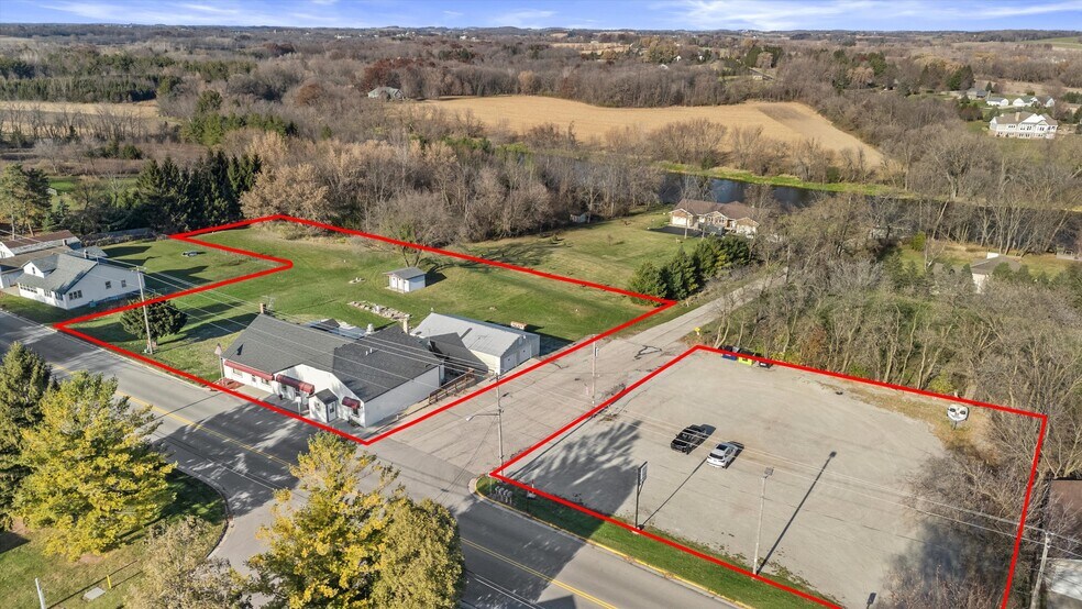N8240 County Hwy E, Watertown, WI à vendre - Aérien – Image 1 sur 55