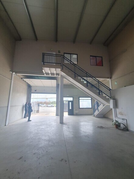 Industriel/Logistique dans Camas, Sevilla à louer - Photo intérieure – Image 2 sur 4