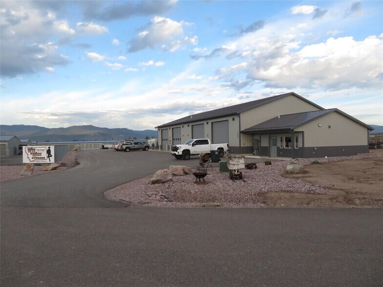 7099 Two Smokes Way, Missoula, MT à vendre - Photo de l’immeuble – Image 3 sur 36