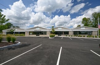 Plus de détails pour 57 Church Hill Rd, Newtown, CT - Local commercial à louer