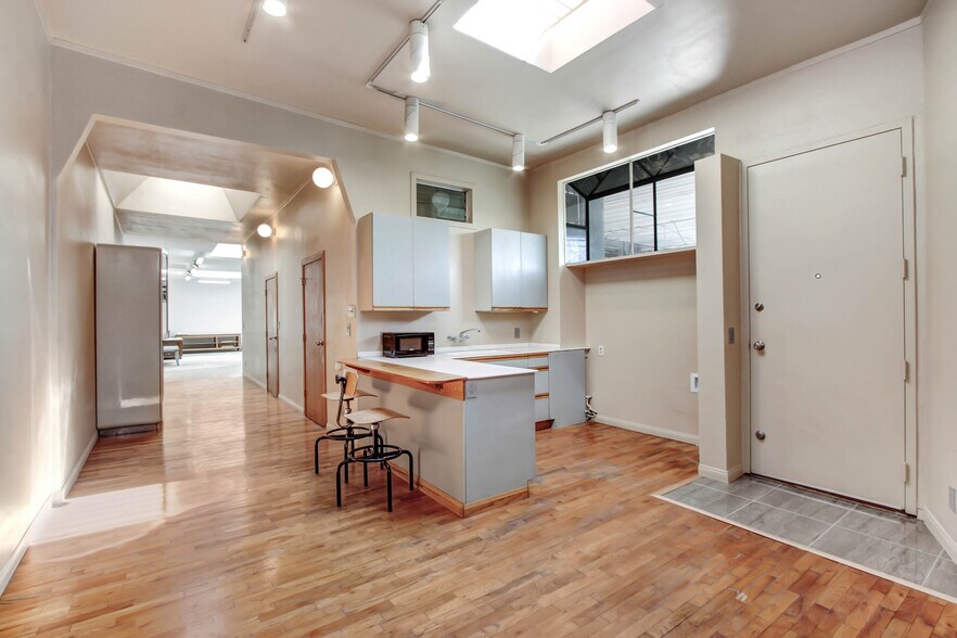 5726 W Washington Blvd, Los Angeles, CA à louer - Photo intérieure – Image 2 sur 15