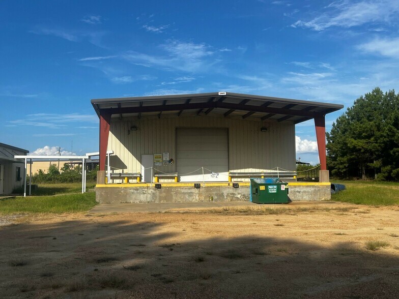 1831 Peace St, Canton, MS à vendre - Photo de l’immeuble – Image 2 sur 3