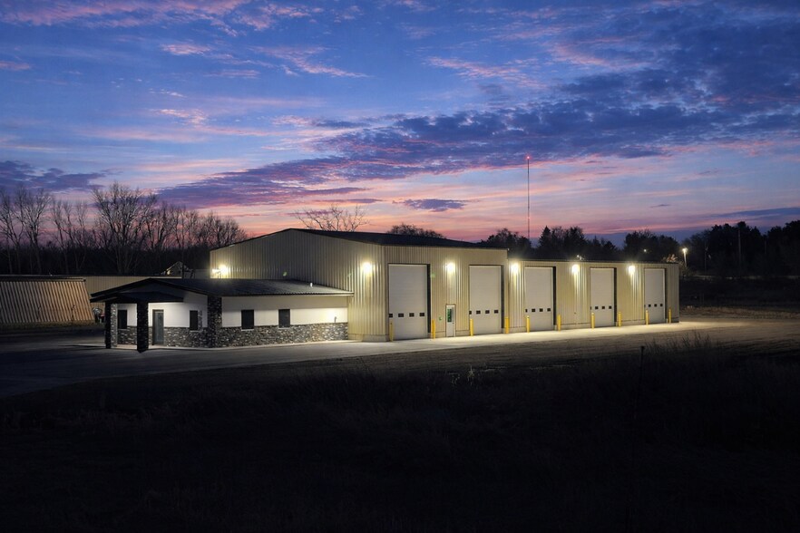 3050 Highway 52 South, Minot, ND à louer - Photo de l’immeuble – Image 3 sur 50