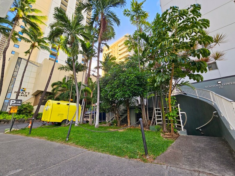 2525 Cartwright Rd, Honolulu, HI à louer - Photo de l’immeuble – Image 3 sur 3