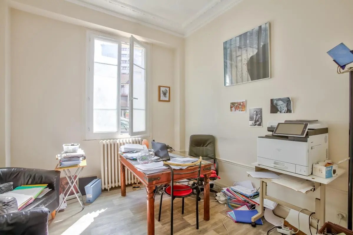Bureau dans Boulogne-Billancourt à vendre Photo de l’immeuble– Image 1 sur 8