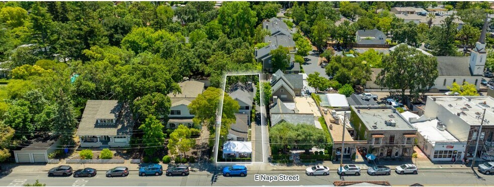 141-145 E Napa St, Sonoma, CA à vendre - Photo de l’immeuble – Image 3 sur 5