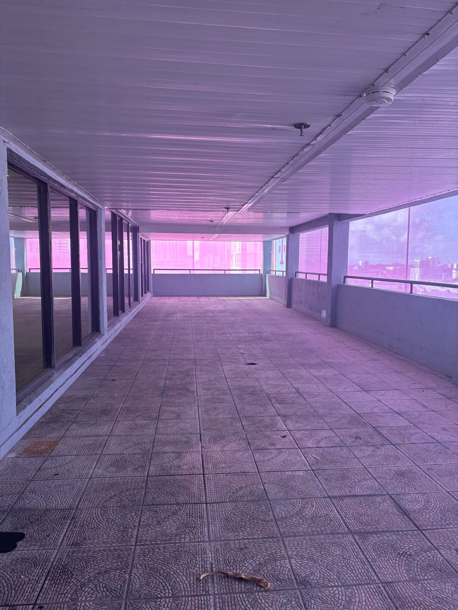 33 SW 2nd Ave, Miami, FL à louer Photo intérieure– Image 1 sur 16