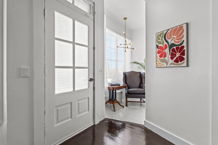 116 Calverley St, Providence, RI à vendre - Photo de l’immeuble – Image 2 sur 35
