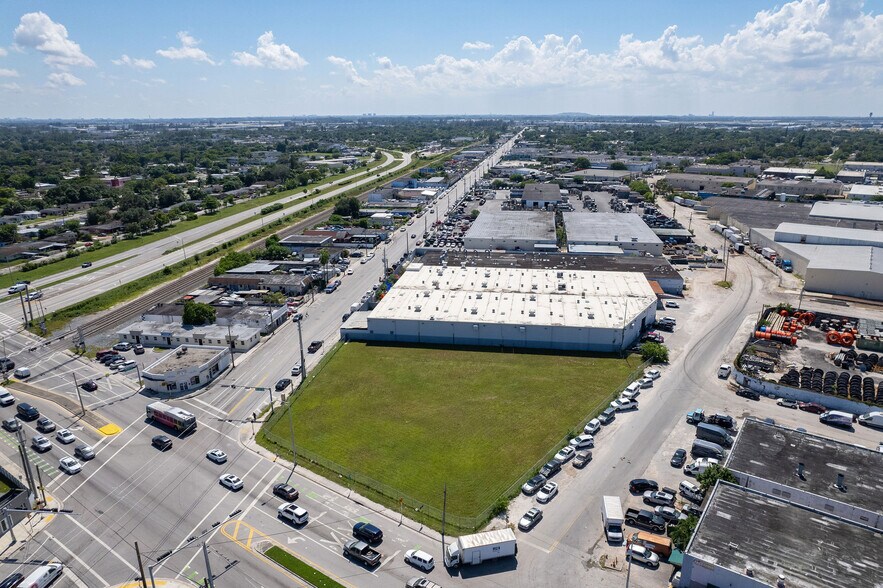 NW Corner Ali Baba Avenue, Opa Locka, FL à vendre - Photo de l’immeuble – Image 3 sur 12