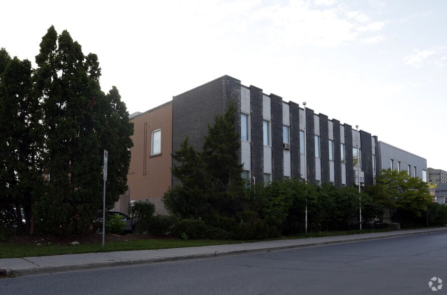 300 Parkdale Ave, Ottawa, ON à vendre - Photo principale – Image 1 sur 3