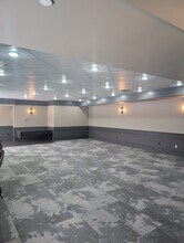 4311 49 Ave, Red Deer, AB à louer Photo intérieure– Image 2 sur 2