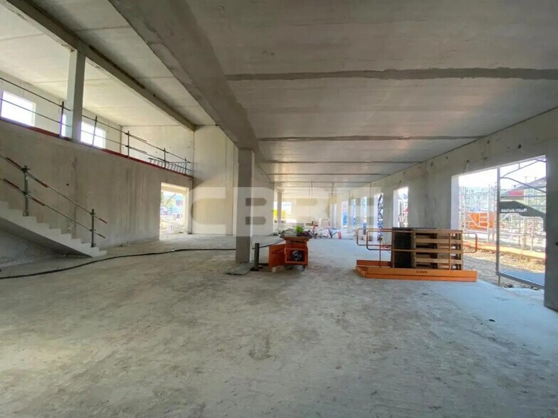 Local d'activités dans Bruges à vendre - Photo de la construction – Image 1 sur 12